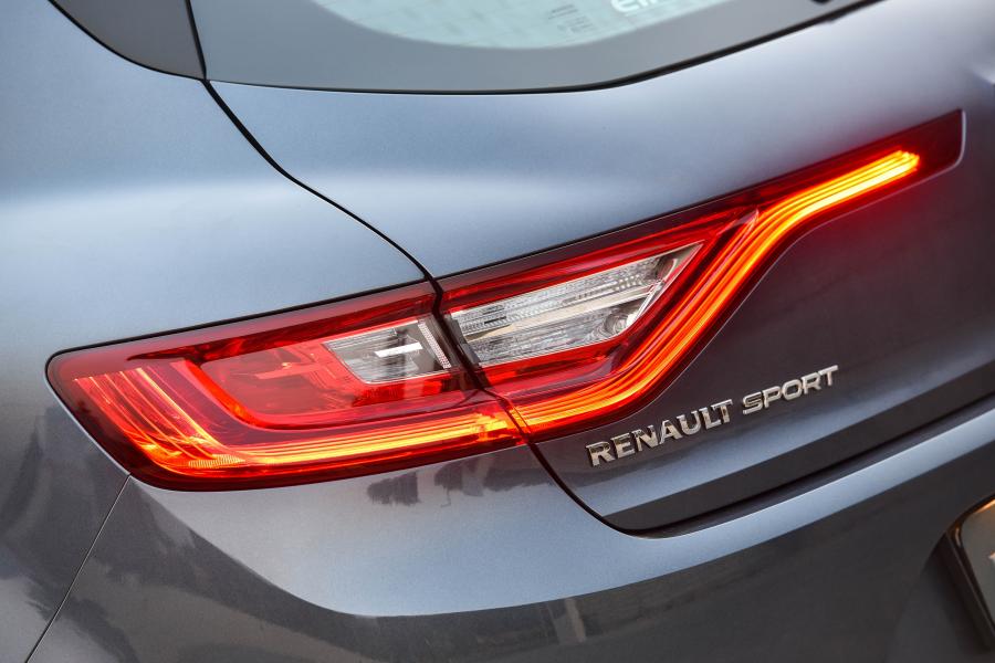 Детали экстерьера Renault Megane GT 2016 года  (ZA) (фото 16 из 17)